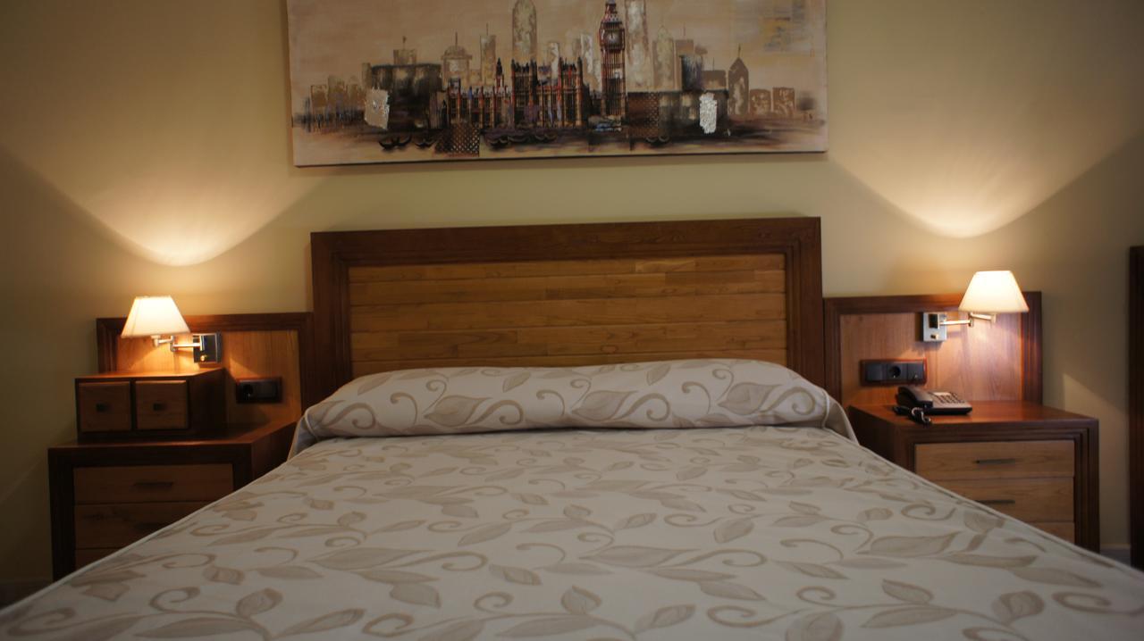 Hotel Puente Romano Alcántara Extérieur photo